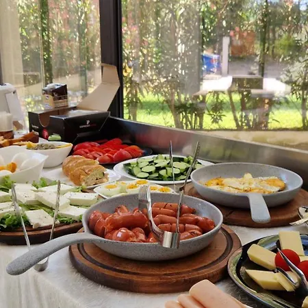 Hotell The Honeycomb Boutique 5*