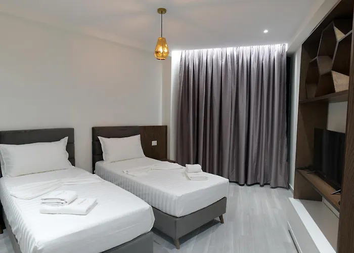 The Honeycomb Boutique