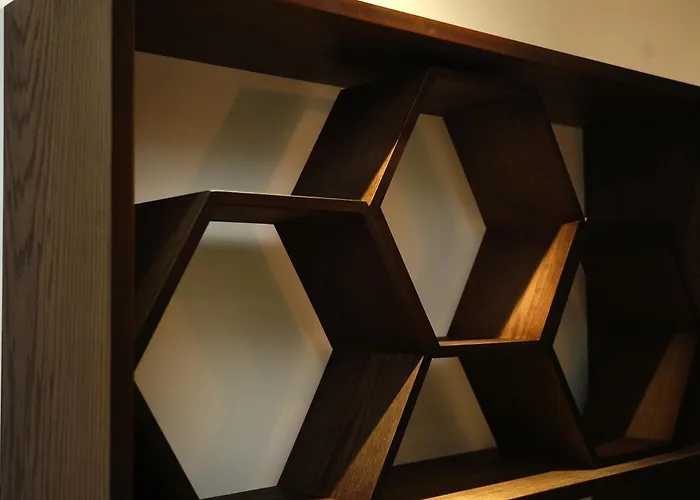 Hotel The Honeycomb Boutique Golem (Tirana)