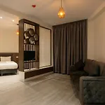 فندق The Honeycomb Boutique 5*