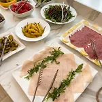 The Honeycomb Boutique 5* غوليم