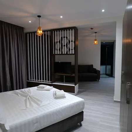 The Honeycomb Boutique 5*