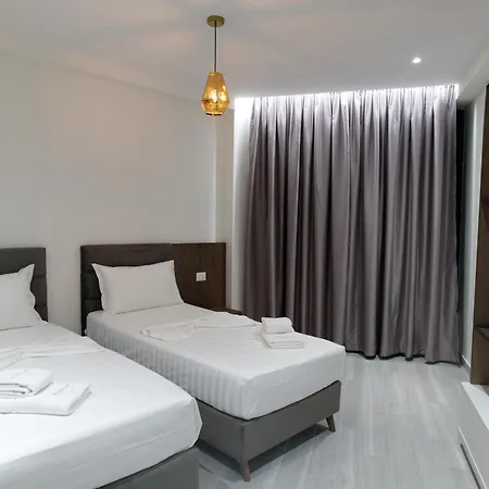 The Honeycomb Boutique