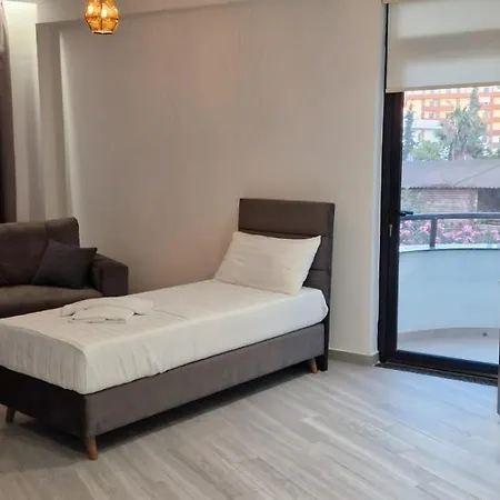 Hotell The Honeycomb Boutique Golem (Tirana)