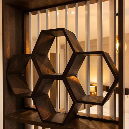 Hotel The Honeycomb Boutique Golem (Tirana)