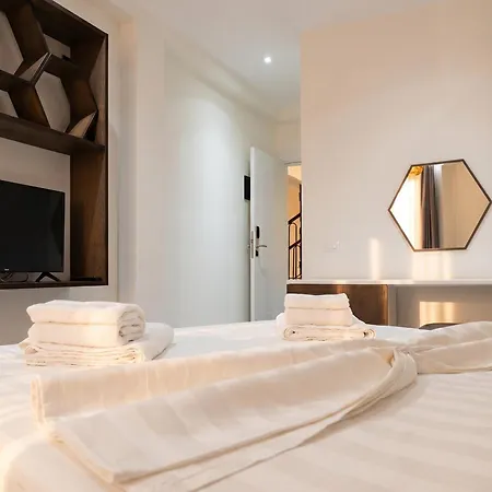 Hotel The Honeycomb Boutique 5*