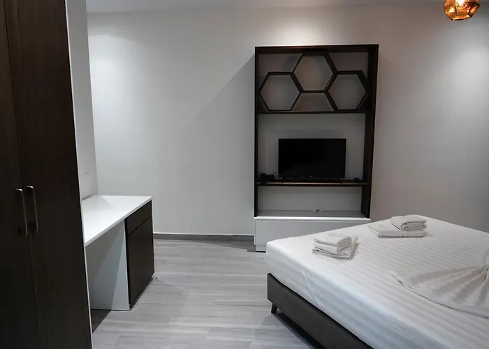 The Honeycomb Boutique Hotel Golem (Tirana)