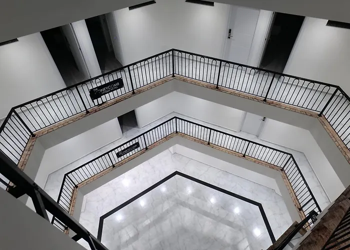 Hotel The Honeycomb Boutique 5*